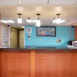 Howard Johnson By Wyndham Allentown/Dorney Hotel & Suites