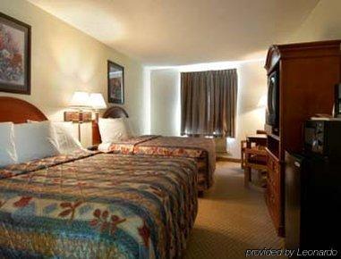 Hotel Howard Johnson By Wyndham Allentown/dorney &