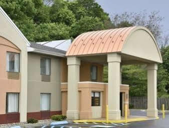 Howard Johnson By Wyndham Allentown/dorney & Hotel 3*