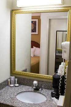 Howard Johnson By Wyndham Allentown/dorney & Allentown